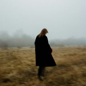 男生给女生舔逼
